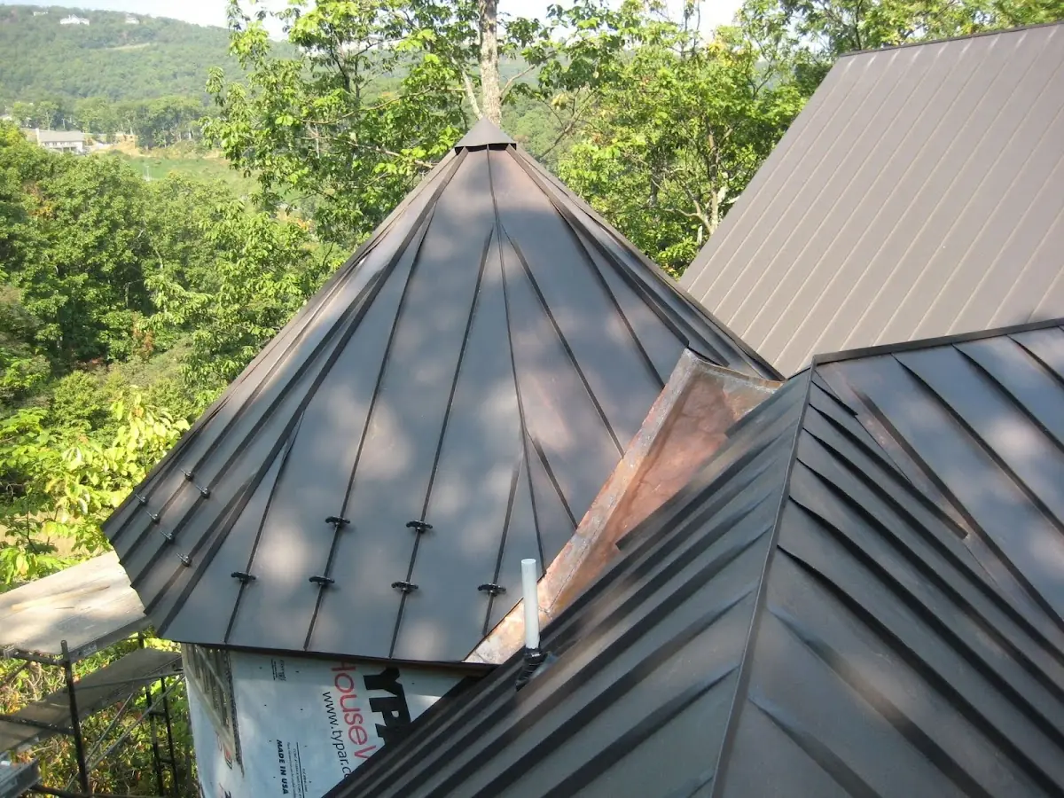 Professional Roof Tarp Installation by Craftsman Roofing in Hewes Park